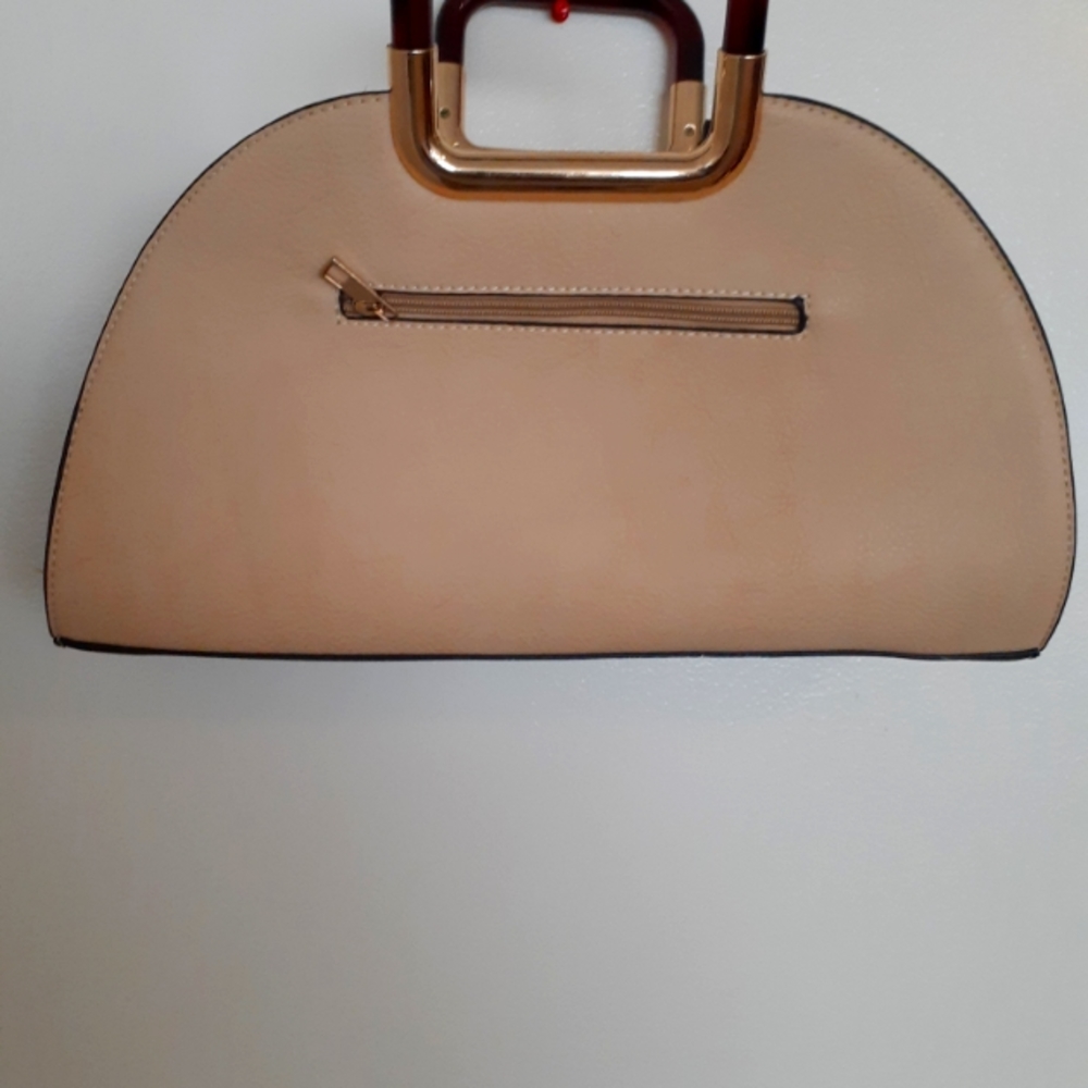 Tan purses - Picture 2 of 2